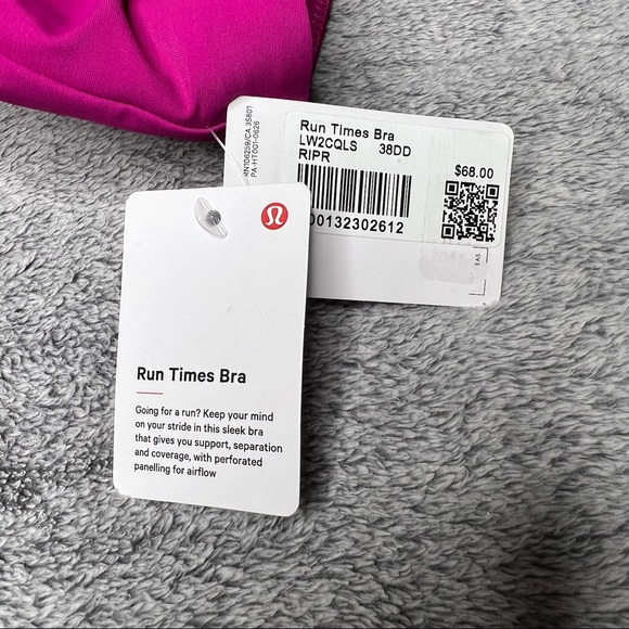 Lululemon Run Times Bra Ripened Raspberry (RIPR) Size 38DD NWT *Adjustable* - Picture 16 of 16